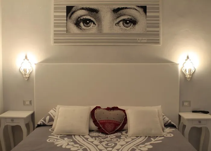 Golfo Della Luna Πανσιόν