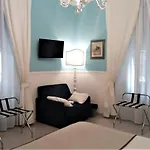 بيت ضيافة Golfo Della Luna