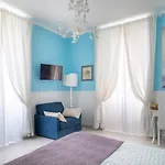 بيت ضيافة Golfo Della Luna 4*