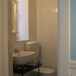 Golfo Della Luna بيت ضيافة 4*