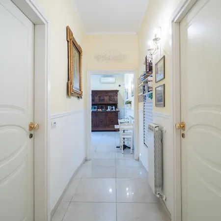 Pensión Golfo Della Luna